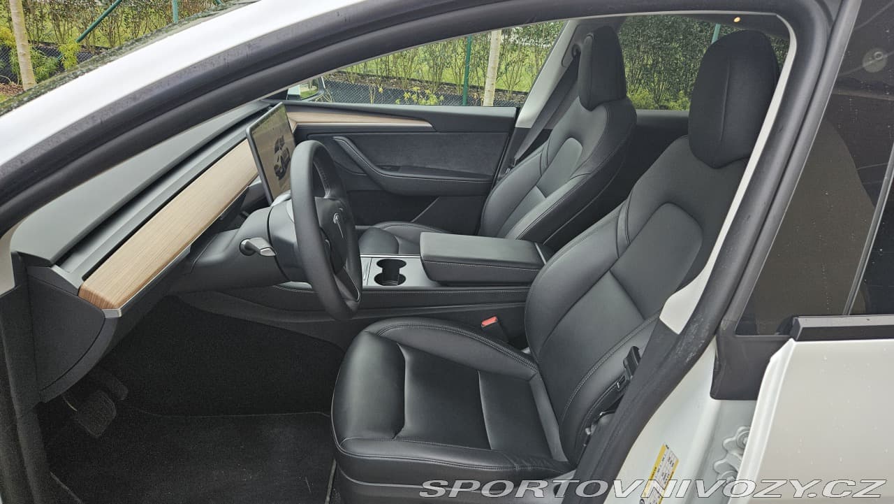 2023 Tesla Model Y - 14