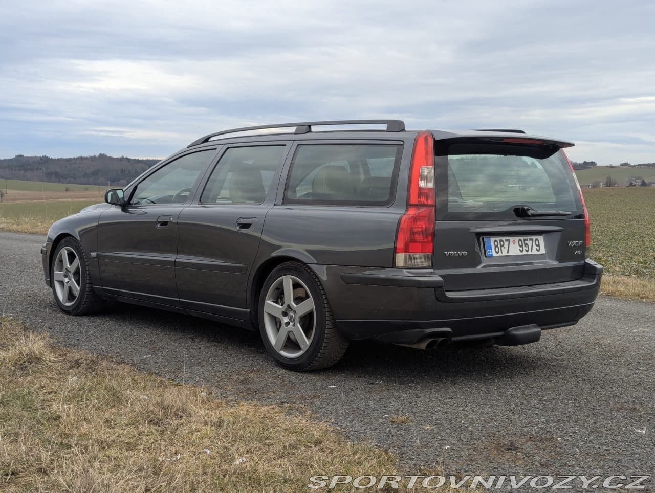 2004 Volvo V70 - 4