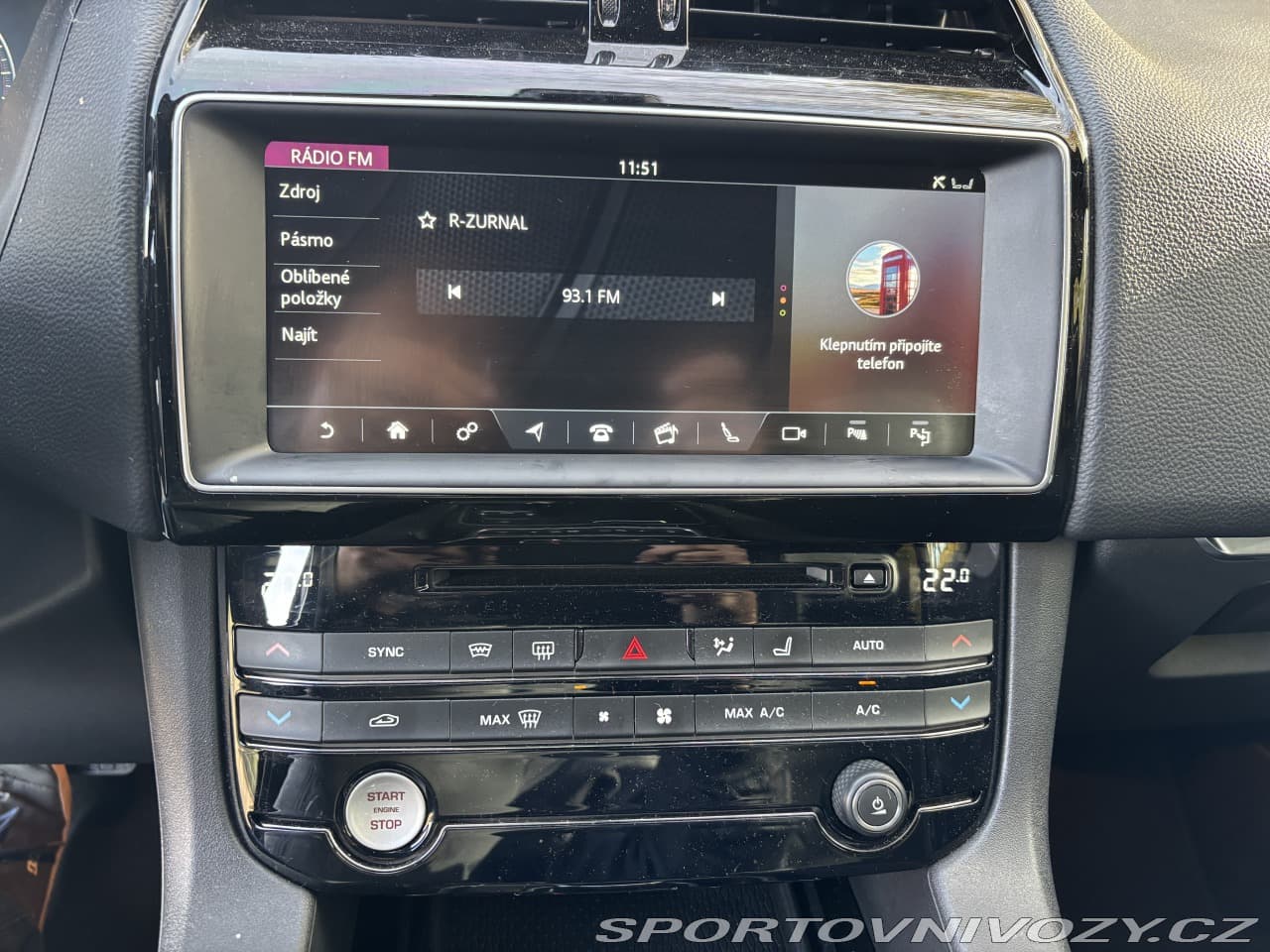 2016 Jaguar F-Pace - 13