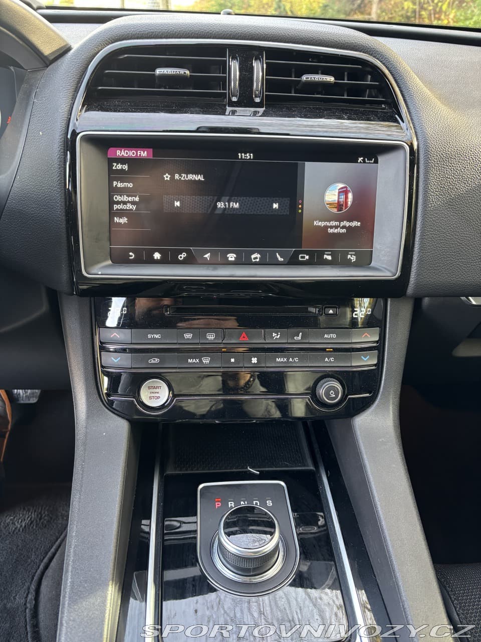 2016 Jaguar F-Pace - 14