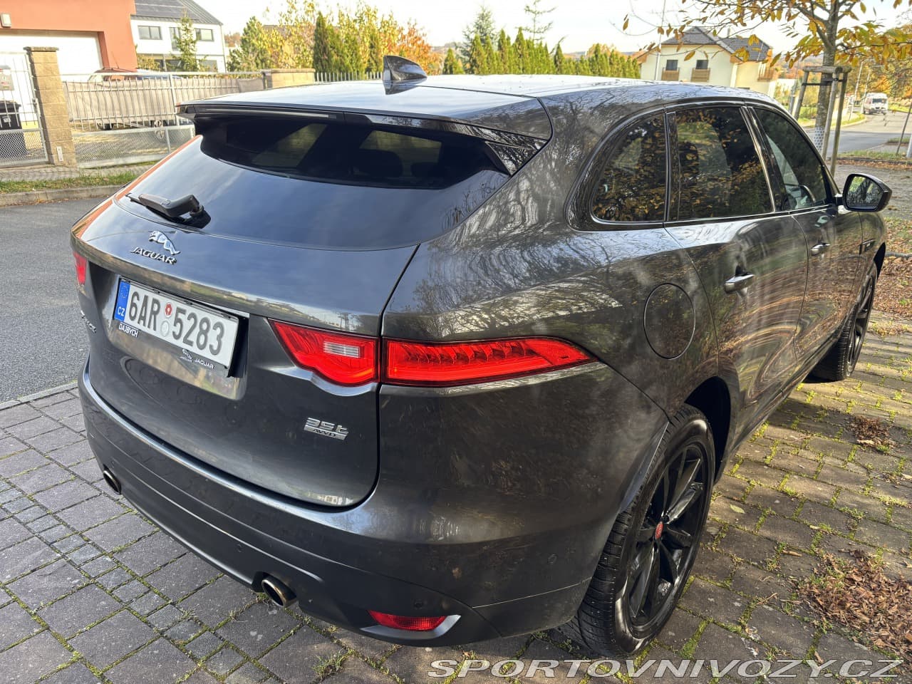 2016 Jaguar F-Pace - 4