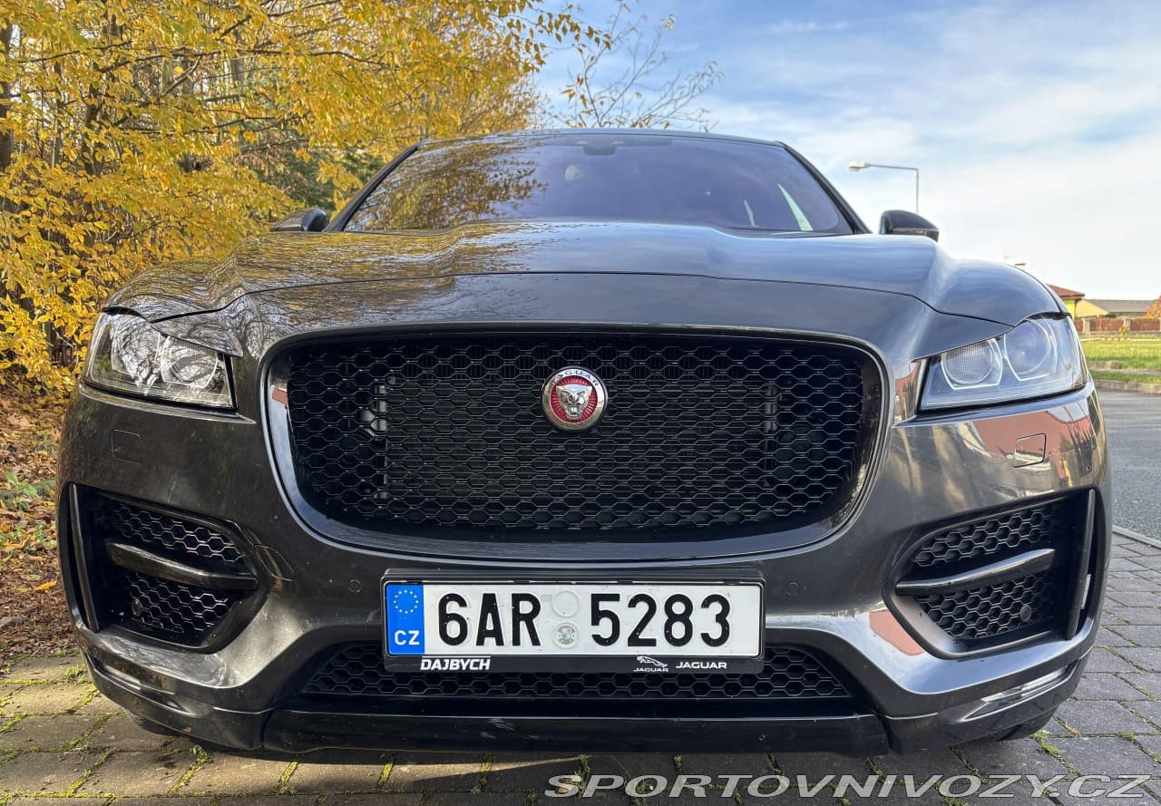 2016 Jaguar F-Pace - 6