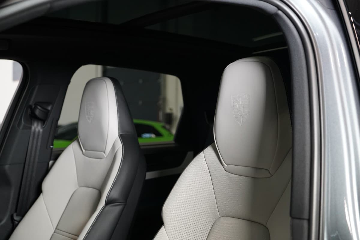 2026 Porsche Cayenne - 14
