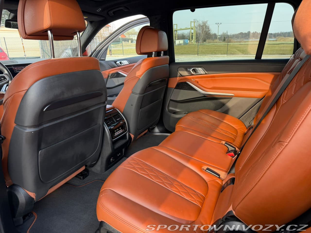 2022 BMW X7 - 8