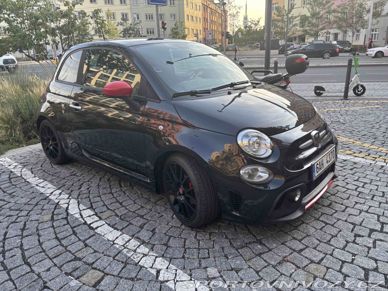 2017 Abarth 500 - 12