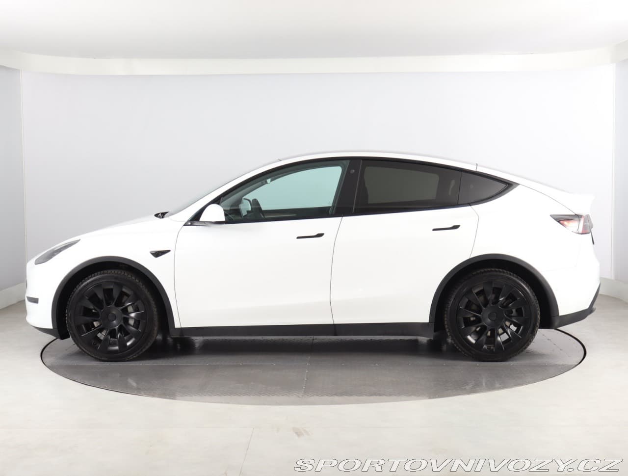 2022 Tesla Model Y - 3