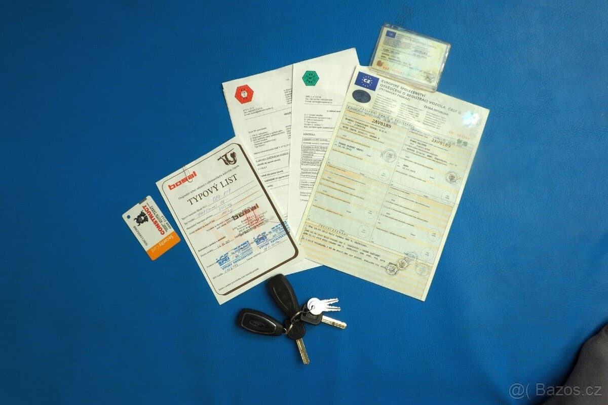 2011 Ford Ostatní - 5