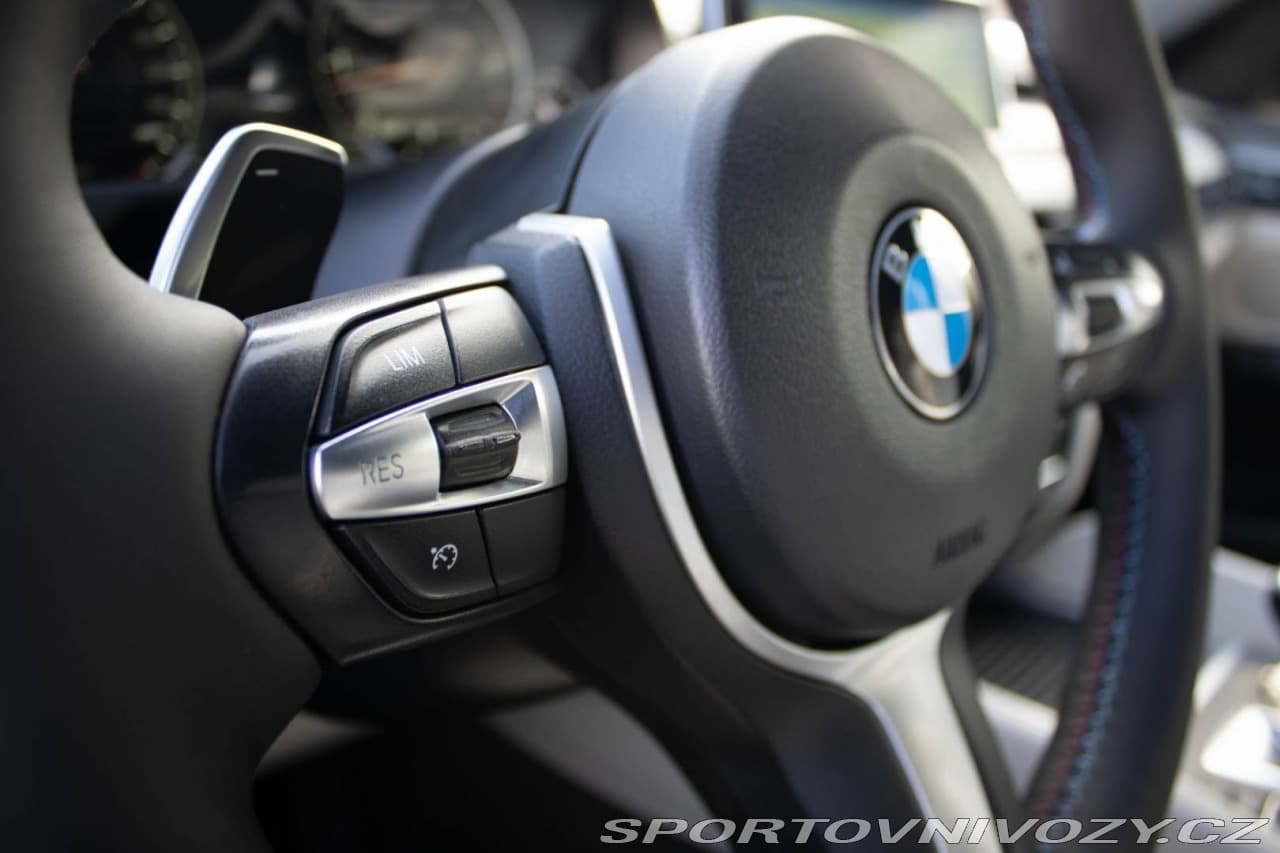 2015 BMW X6 - 16