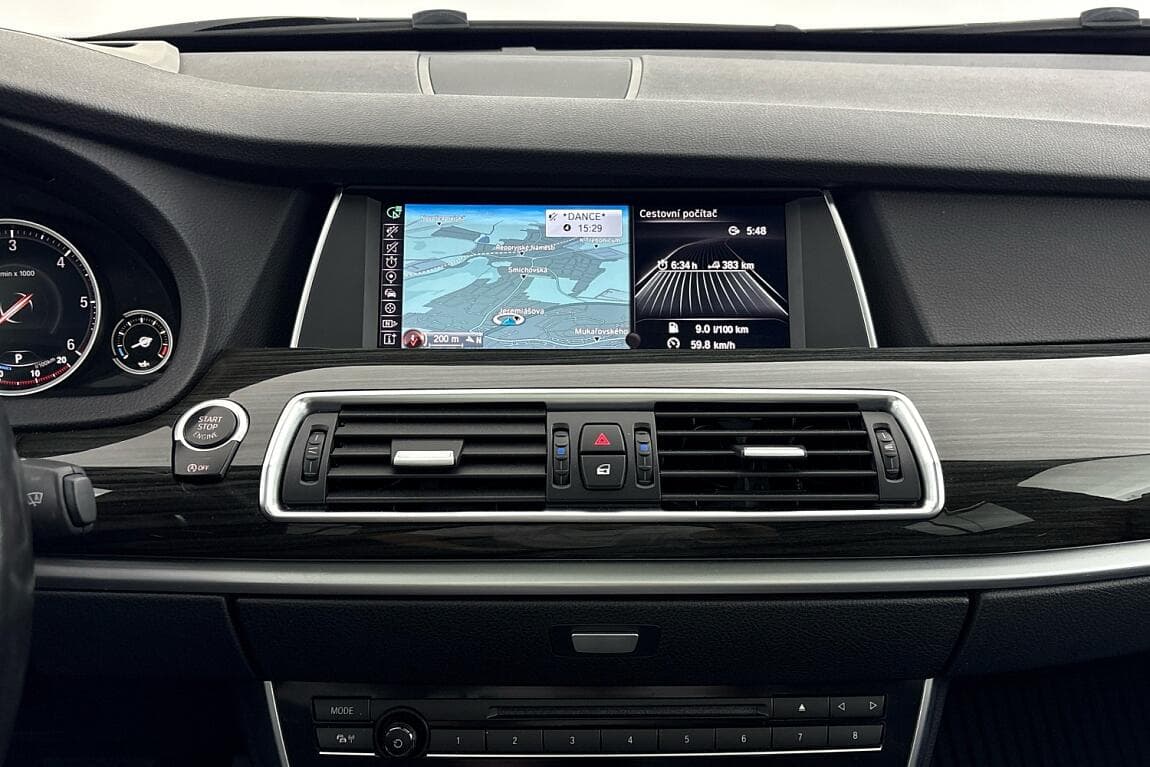 2015 BMW 5-Series - 17