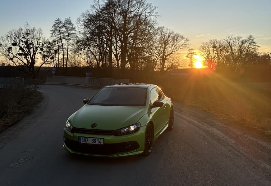 2011 Volkswagen Scirocco - 11