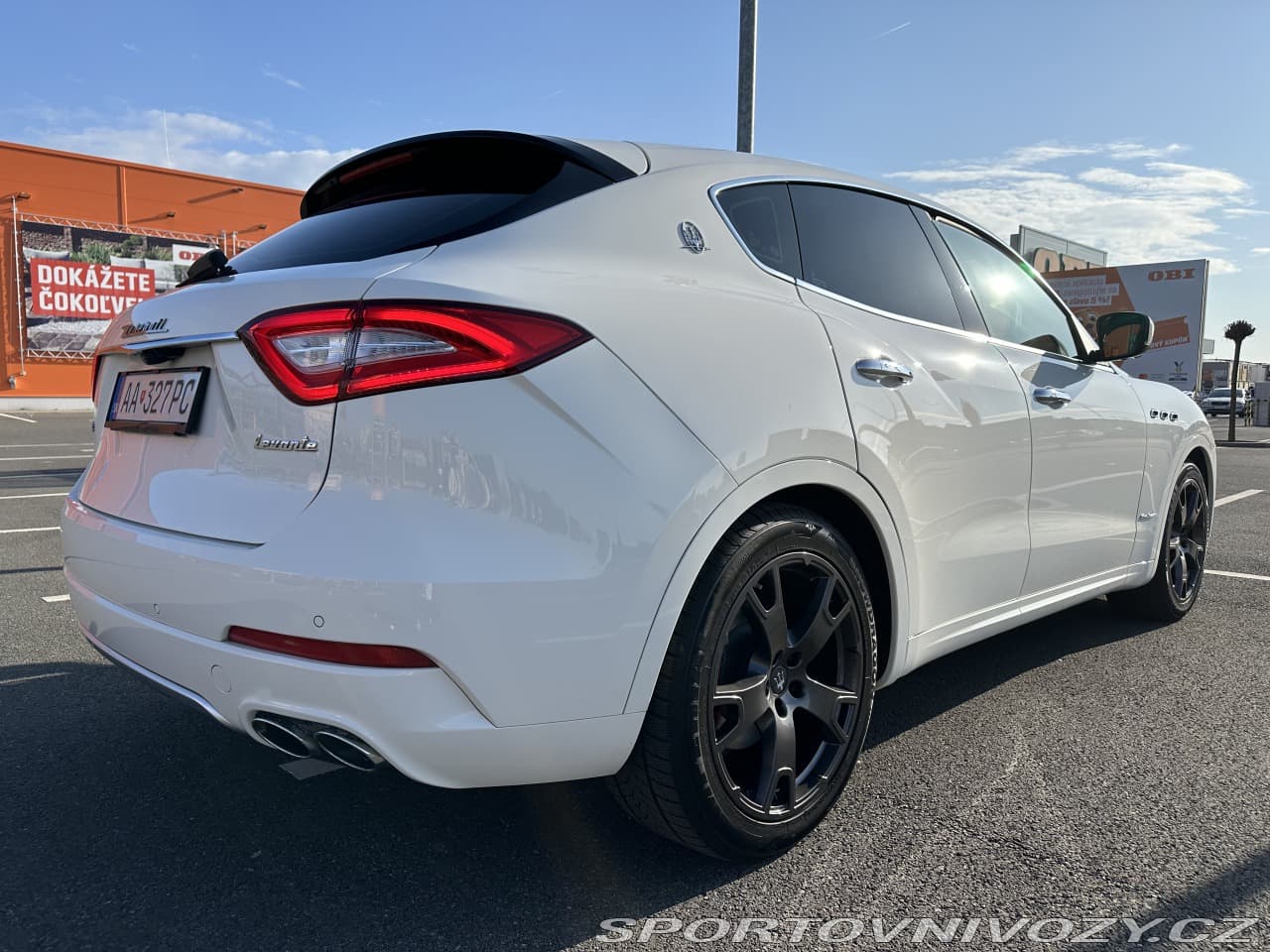 2017 Maserati Levante - 18