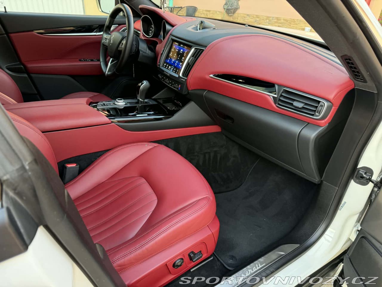 2017 Maserati Levante - 2