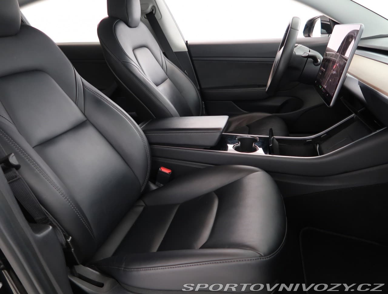 2020 Tesla Model 3 - 9