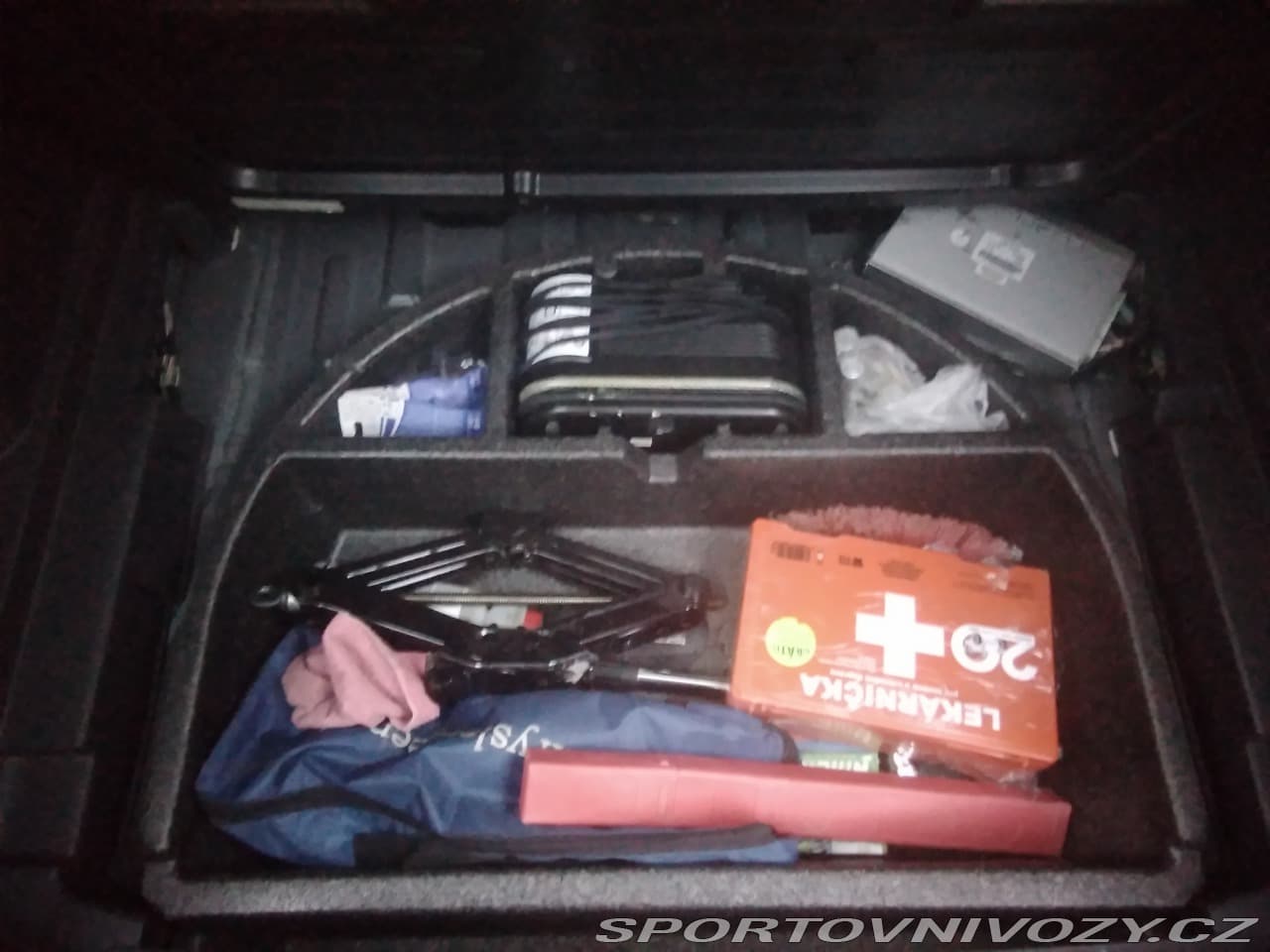 2011 Dodge Ostatní - 9