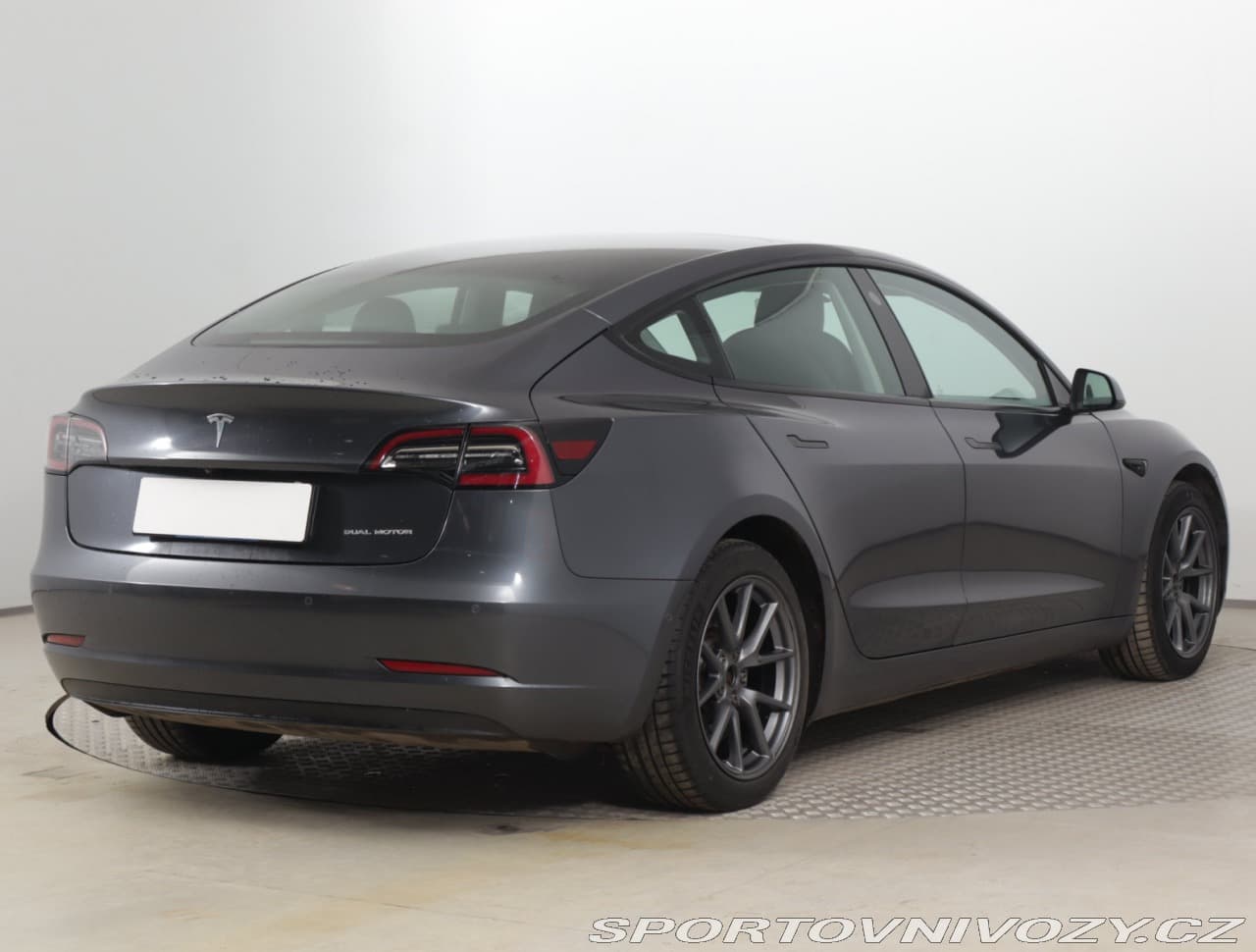 2021 Tesla Model 3 - 5