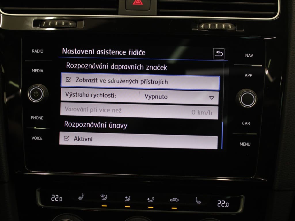 2020 Volkswagen Golf - 13