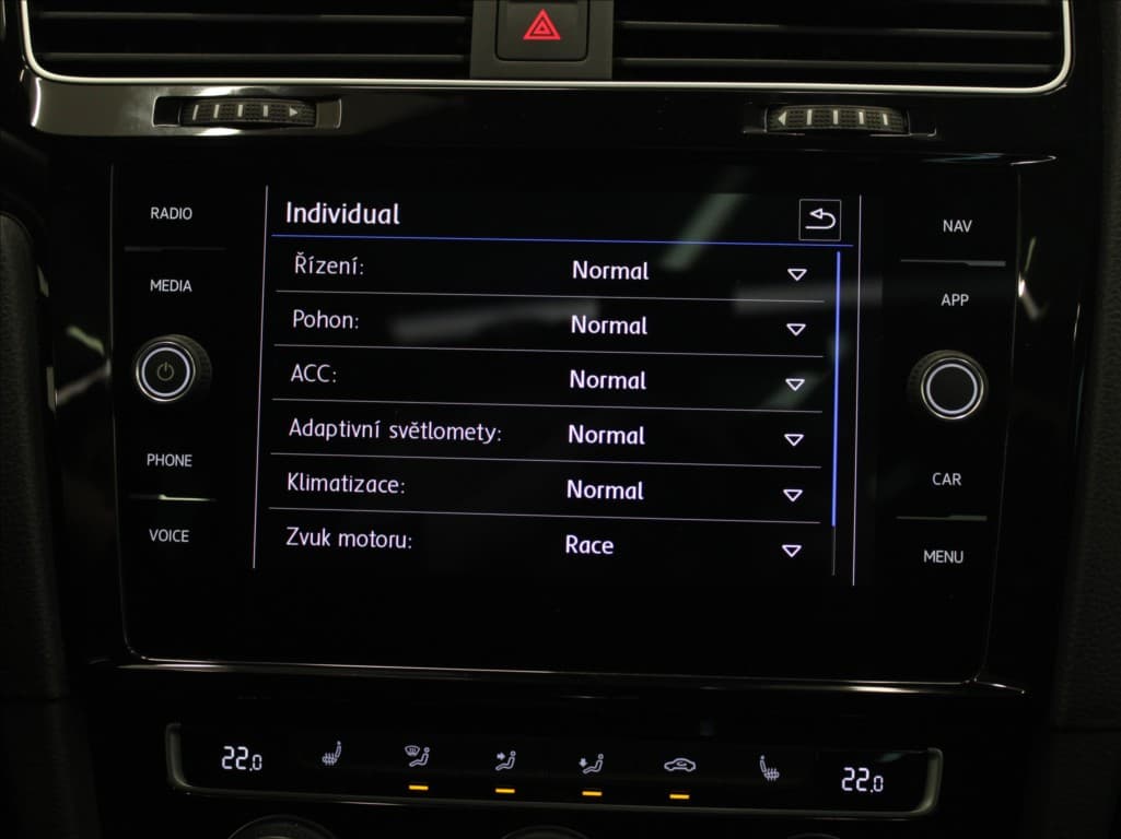 2020 Volkswagen Golf - 14