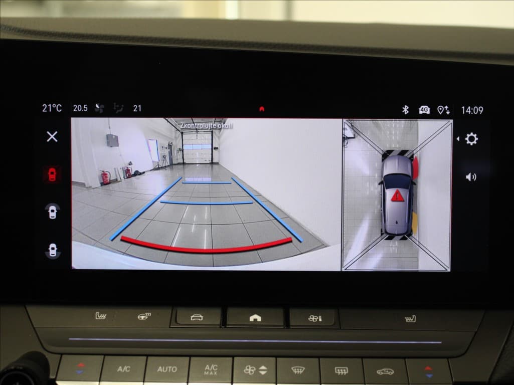 2024 Opel Astra - 11