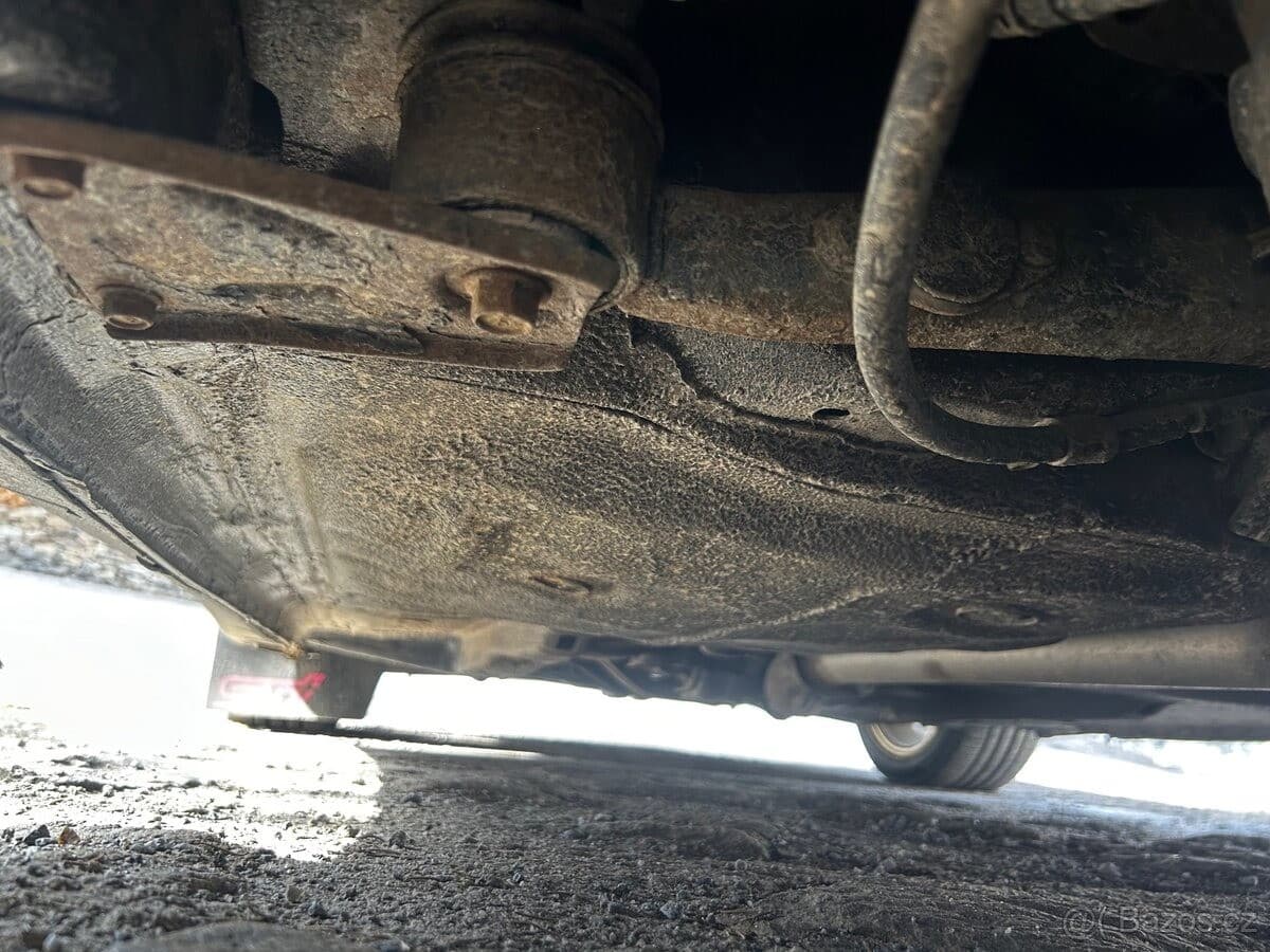 1999 Subaru Impreza - 13