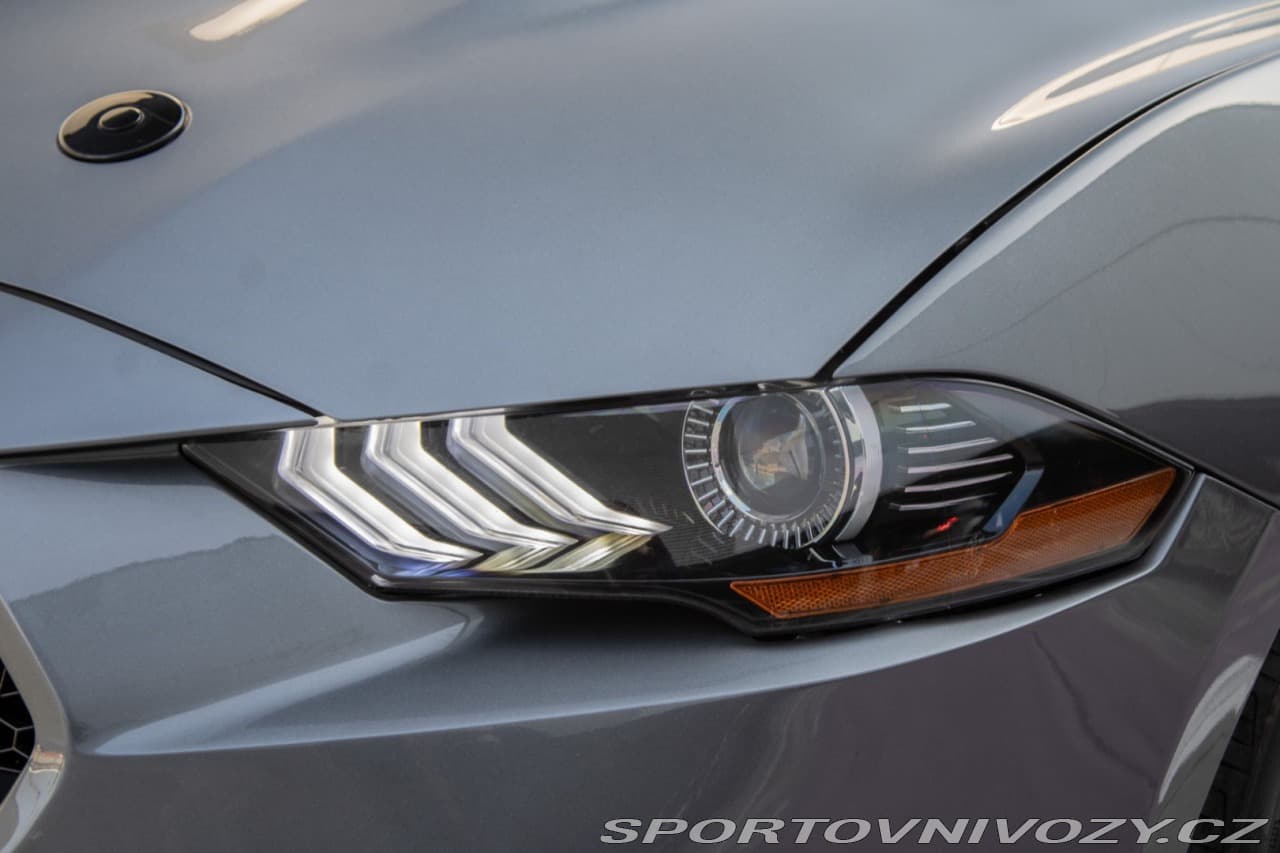 2022 Ford Mustang - 14