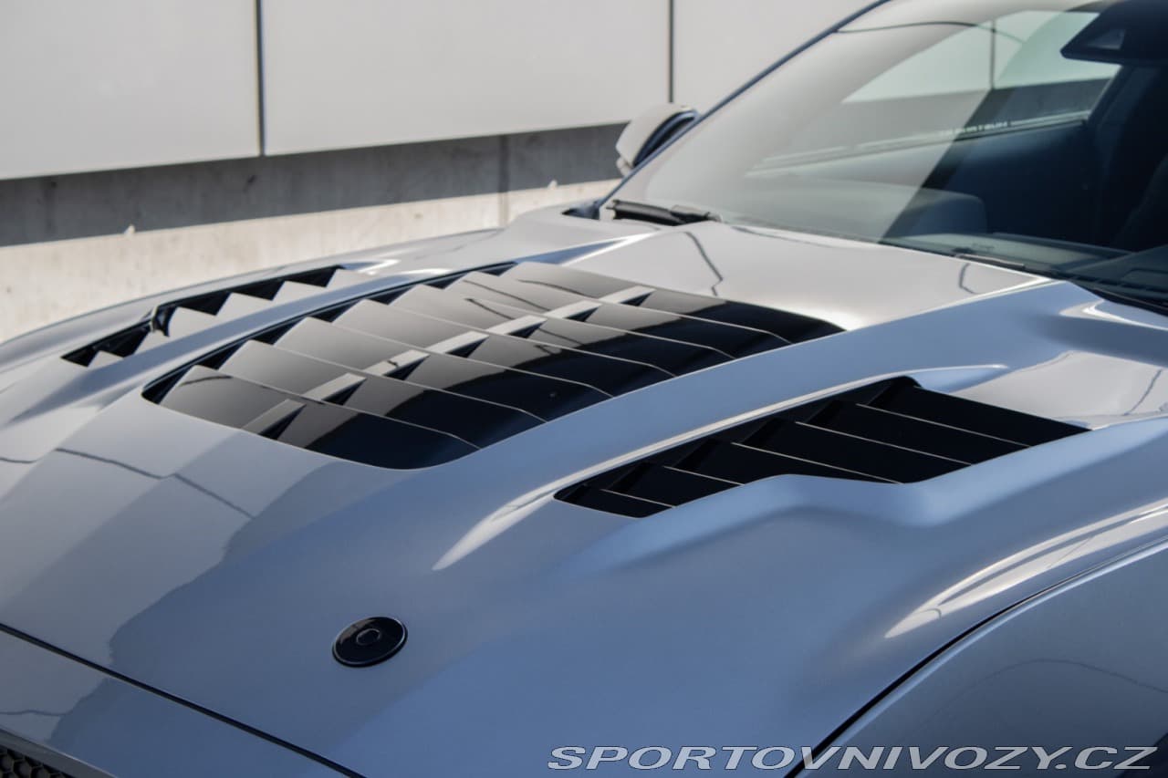 2022 Ford Mustang - 16