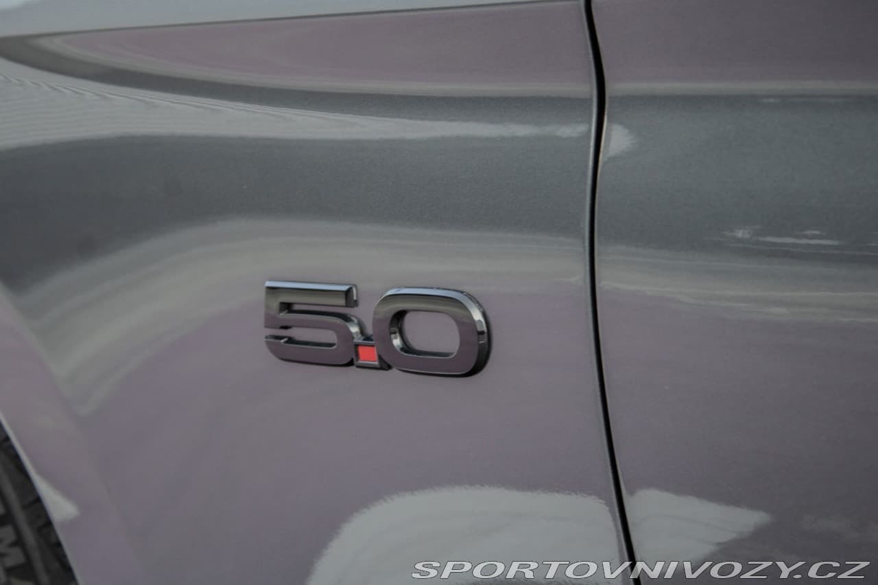 2022 Ford Mustang - 19