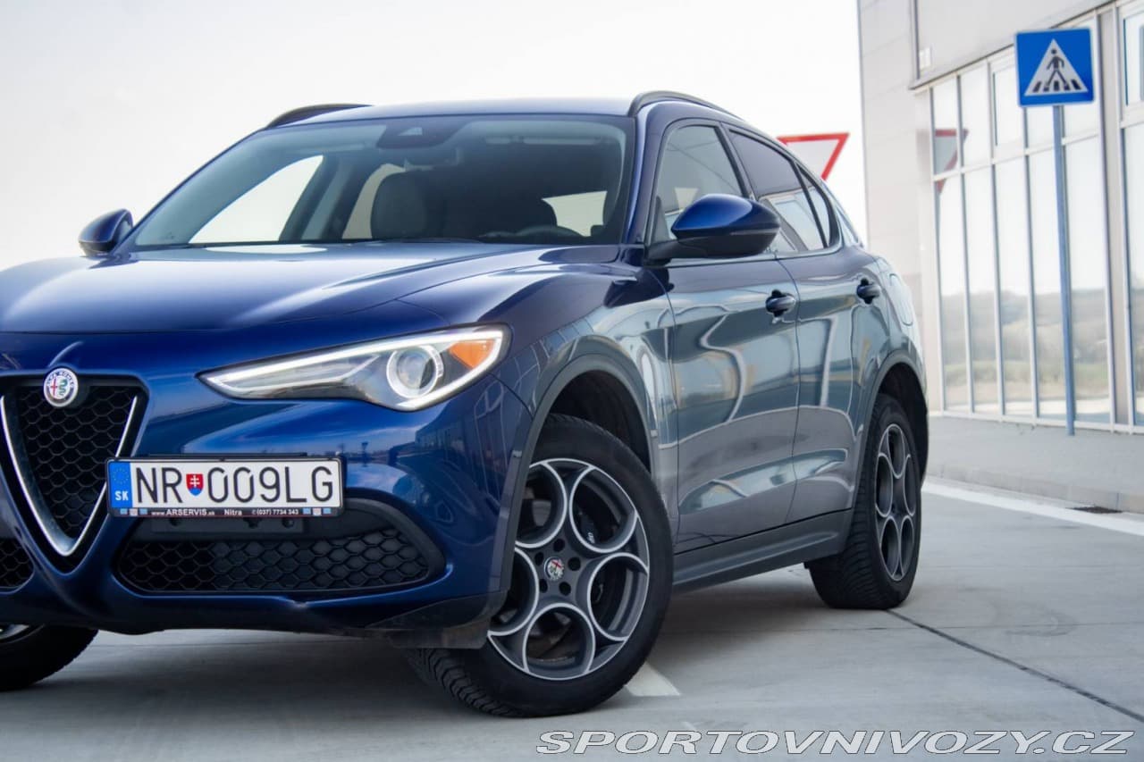 2018 Alfa Romeo Stelvio - 3