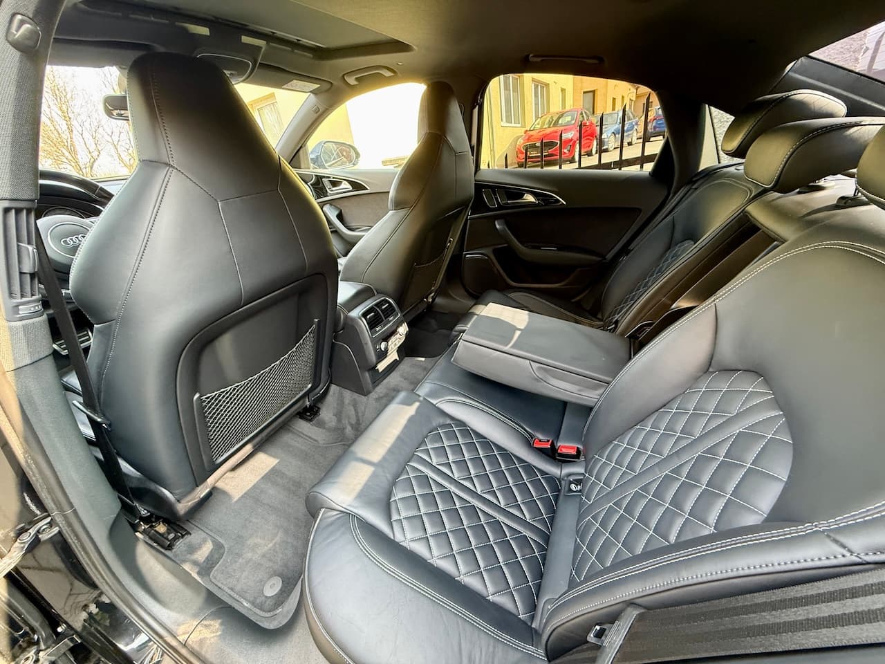 2016 Audi S6 - 10