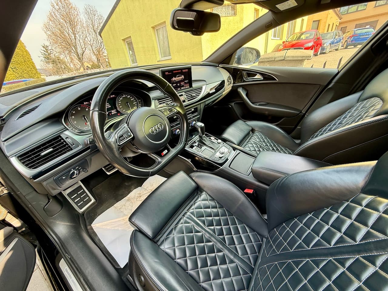 2016 Audi S6 - 9