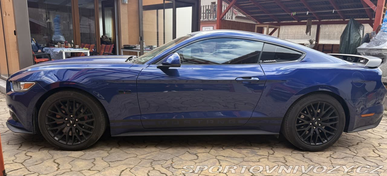 2016 Ford Mustang - 9