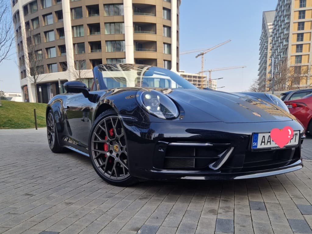 2024 Porsche 911 - 12