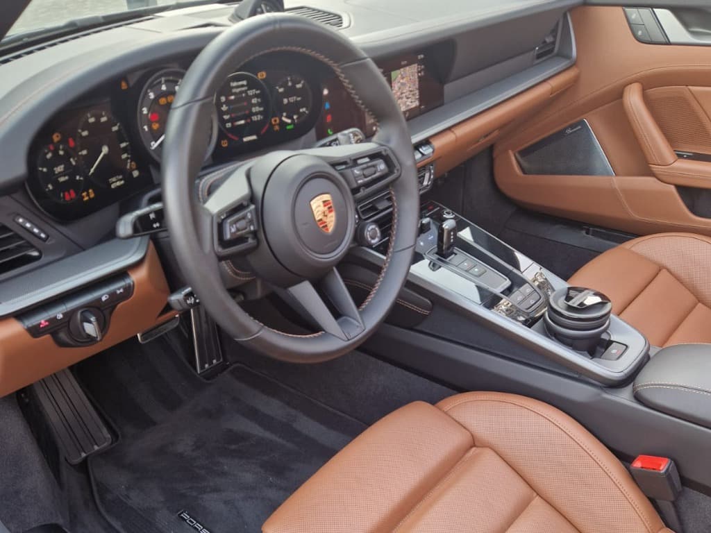 2024 Porsche 911 - 14