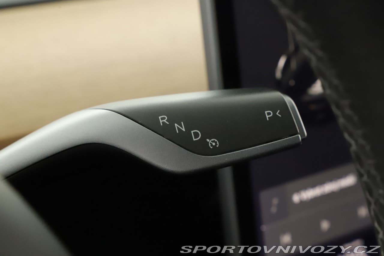 2020 Tesla Model 3 - 10