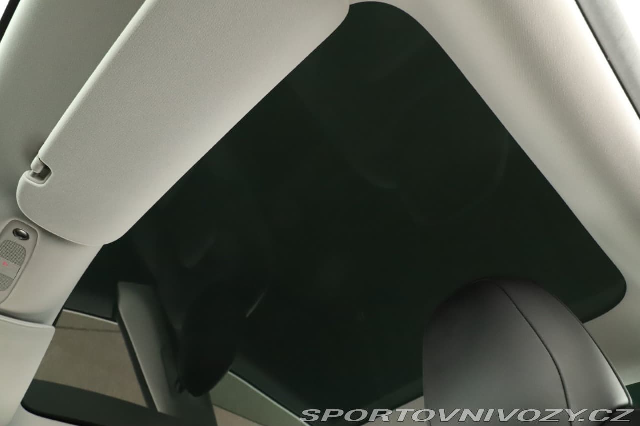 2020 Tesla Model 3 - 13