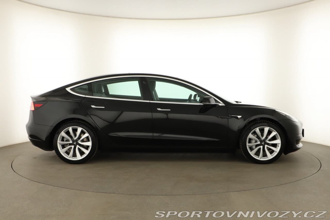 2020 Tesla Model 3 - 6