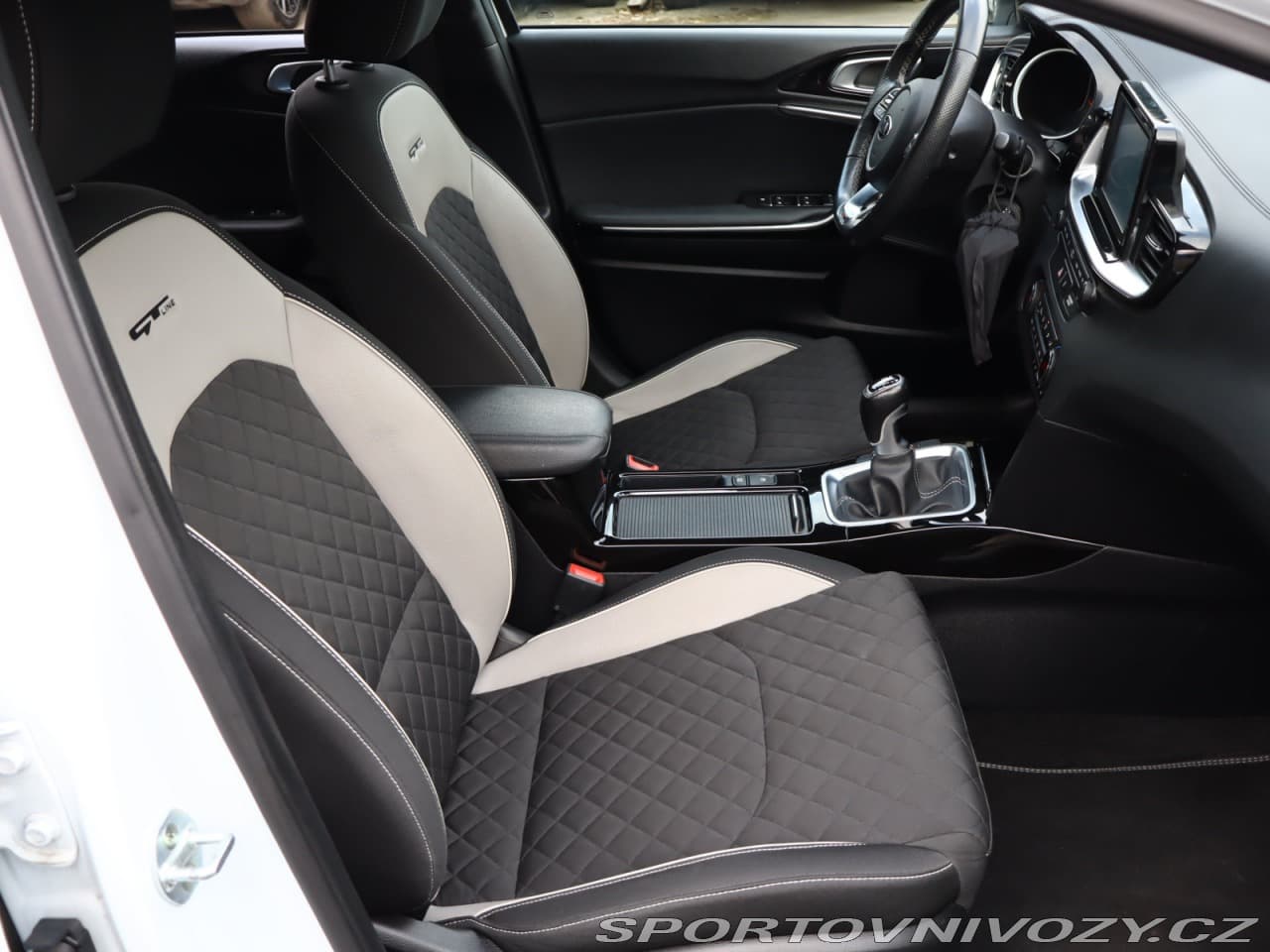 2019 Kia Proceed - 7