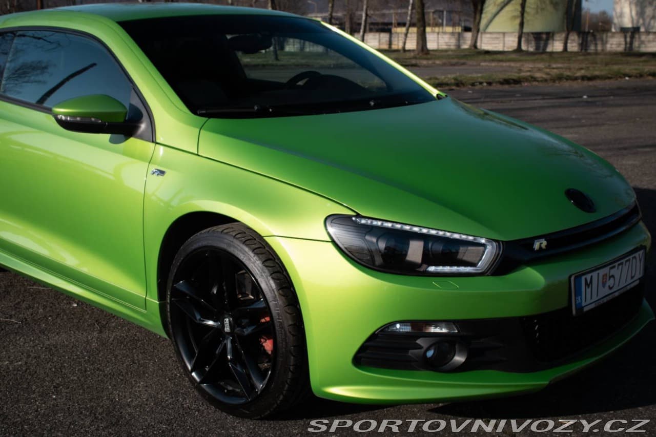 2010 Volkswagen Scirocco - 9