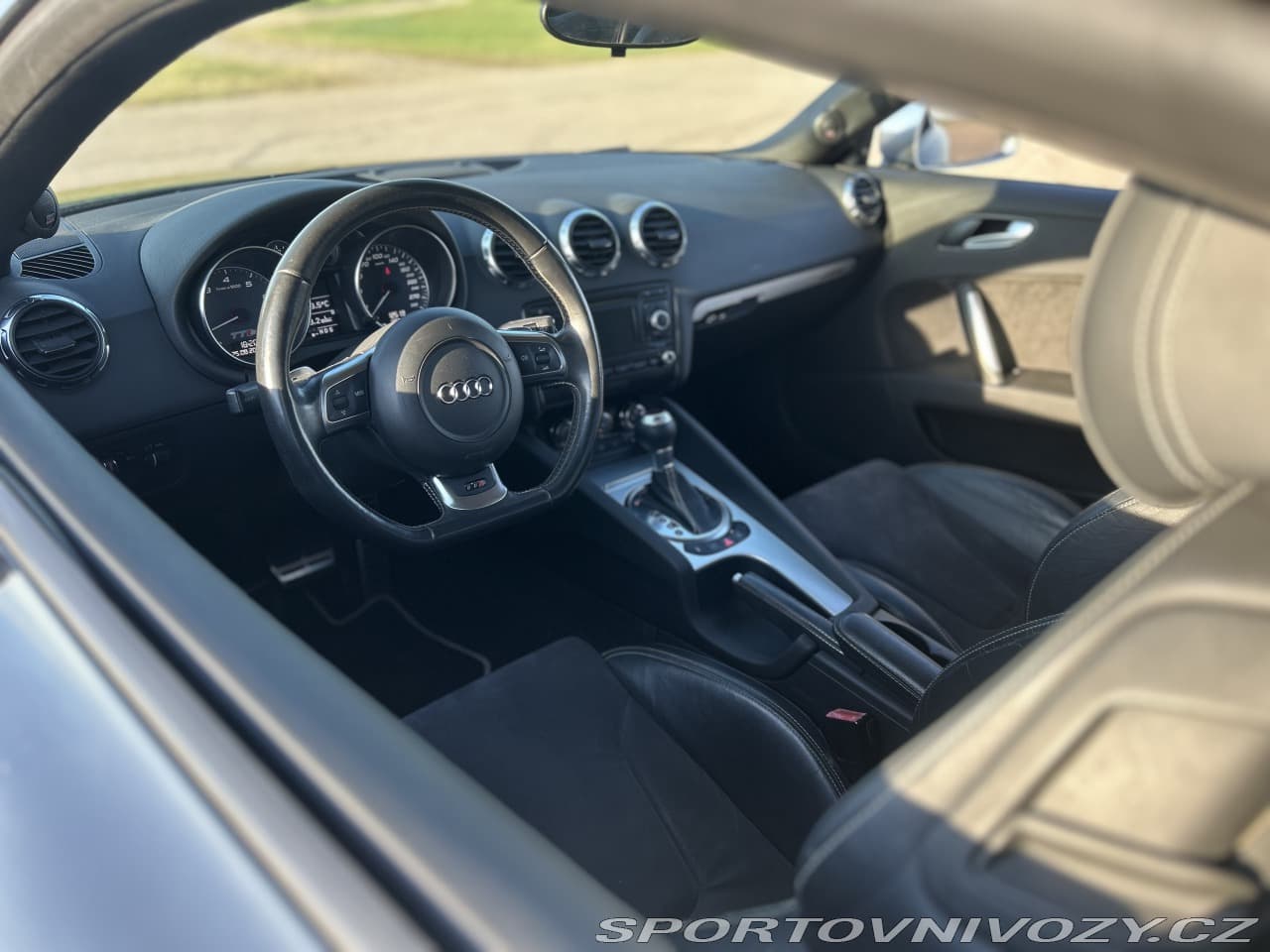 2008 Audi TT - 12