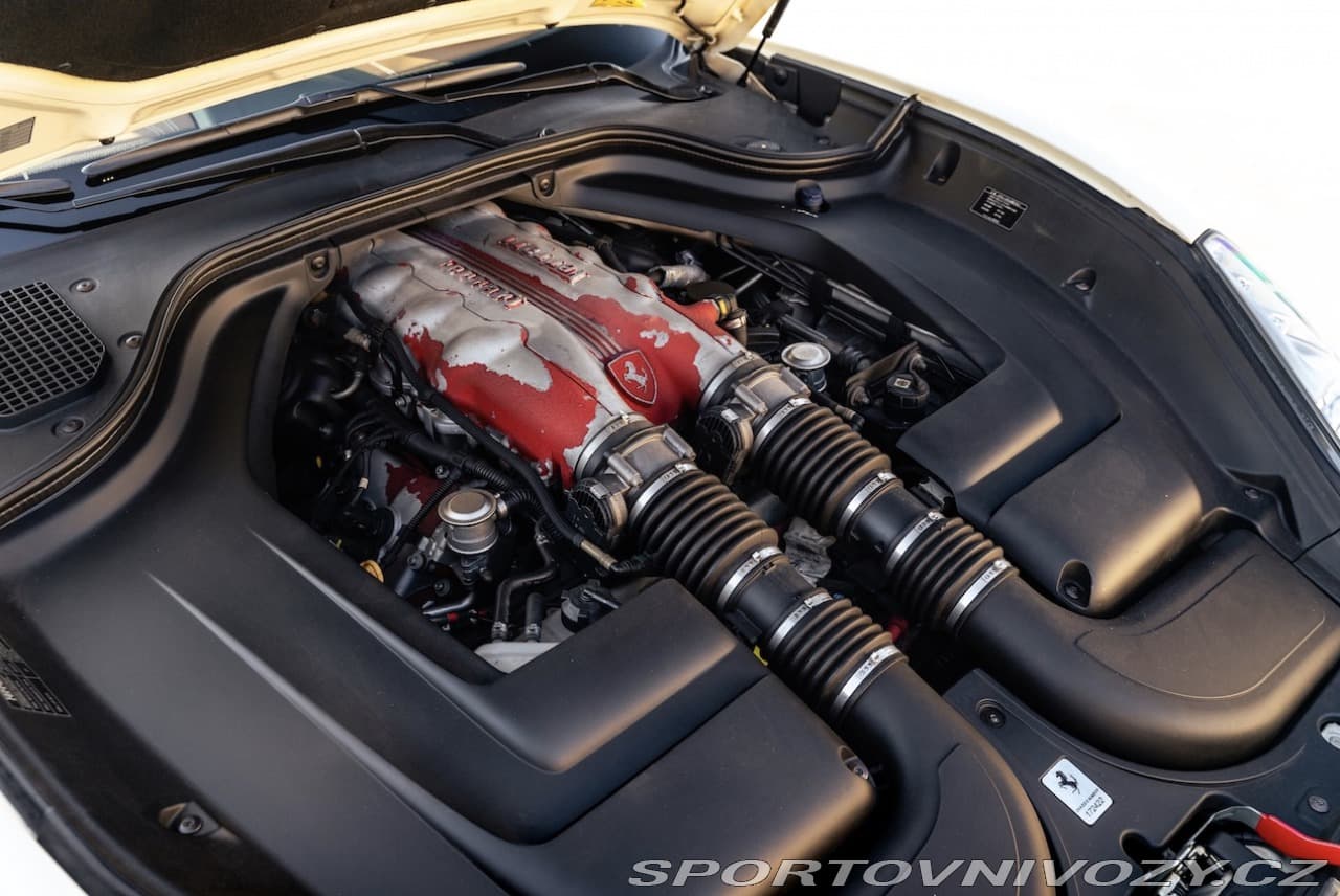2010 Ferrari CALIFORNIA - 3