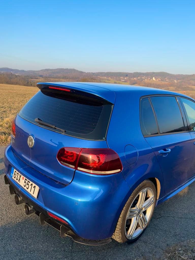 2010 Volkswagen Golf - 2