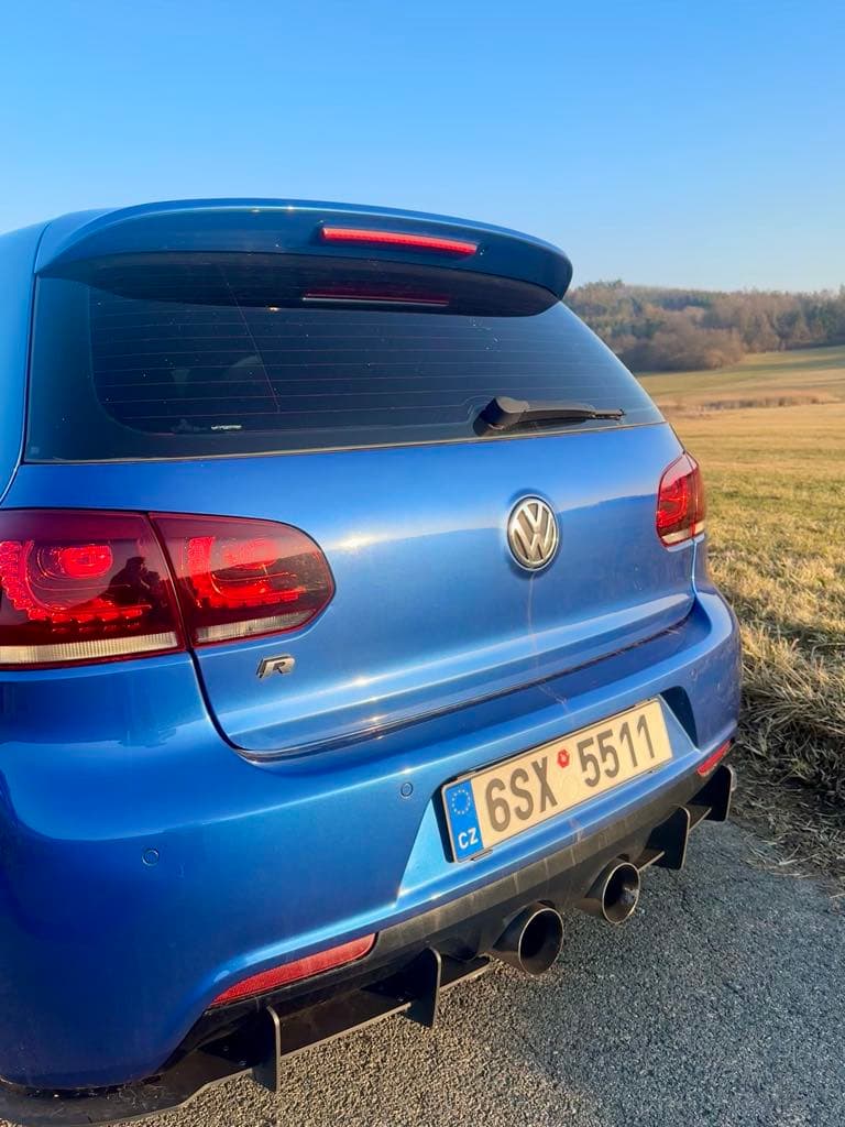 2010 Volkswagen Golf - 4