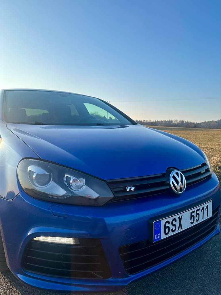 2010 Volkswagen Golf - 7