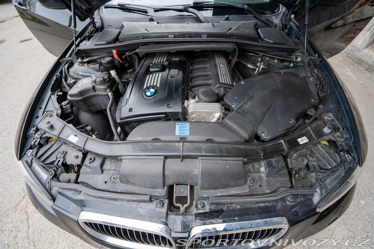 2010 BMW 3-SERIES - 2