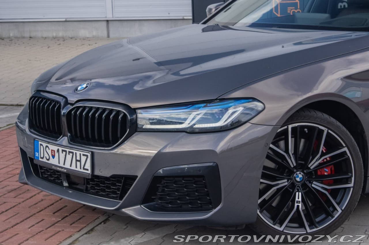 2021 BMW 5-Series - 2