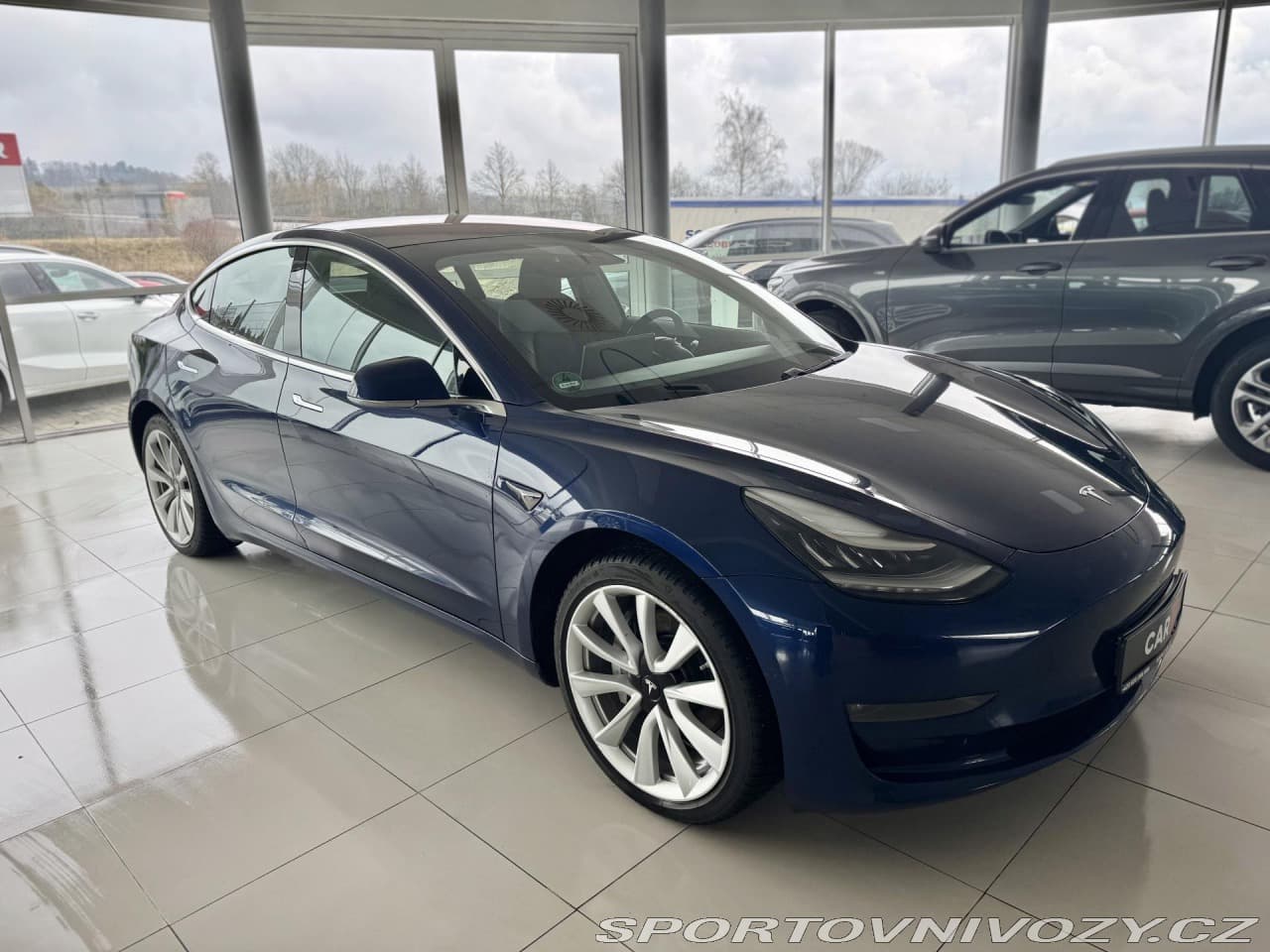 2019 Tesla Model 3 - 4
