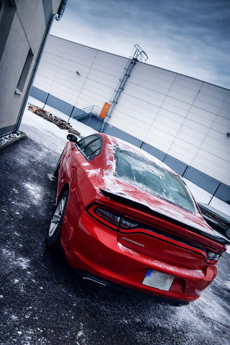 2015 Dodge CHARGER - 6