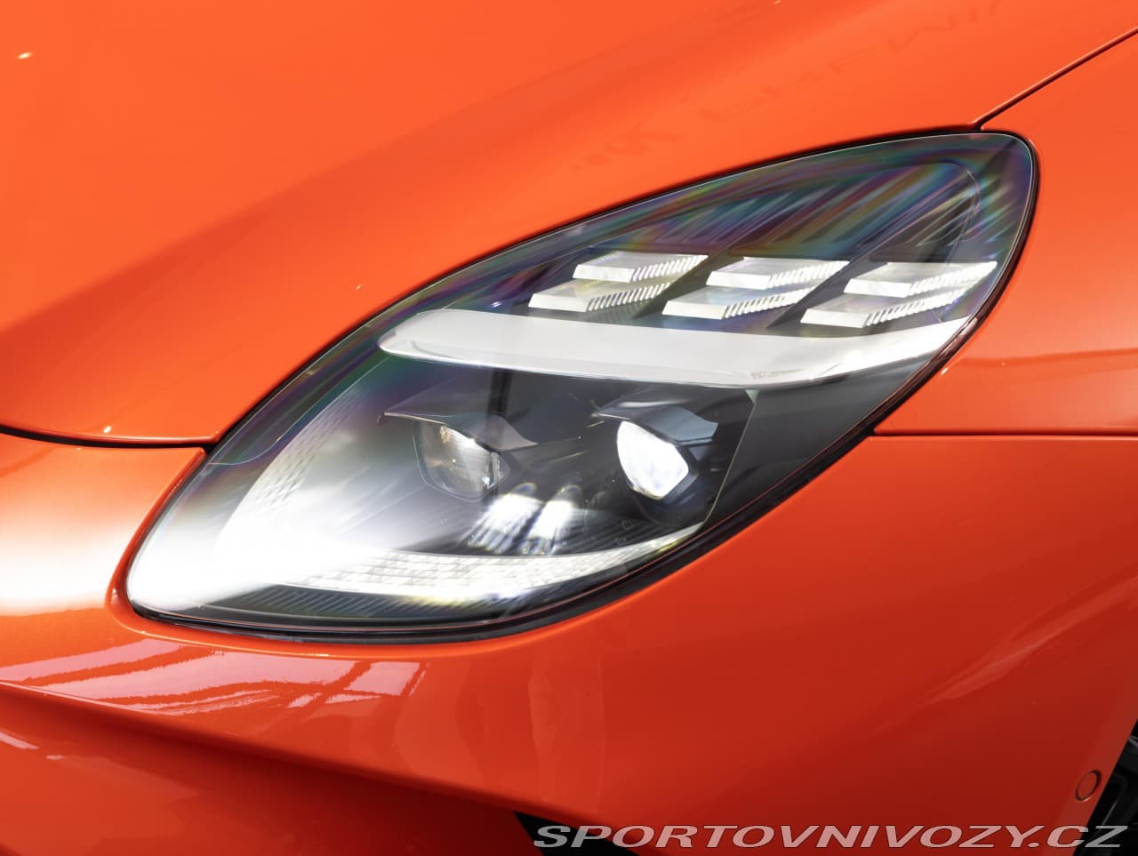 2024 Aston Martin Vantage - 10