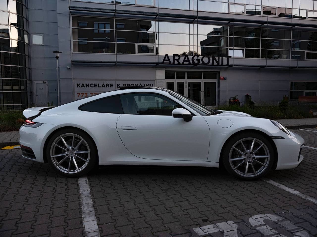 2019 Porsche 911 - 4