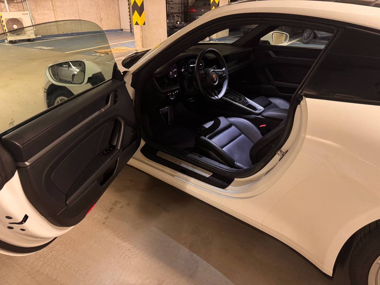 2019 Porsche 911 - 7