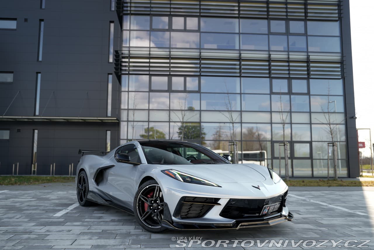 2021 Chevrolet Corvette - 10